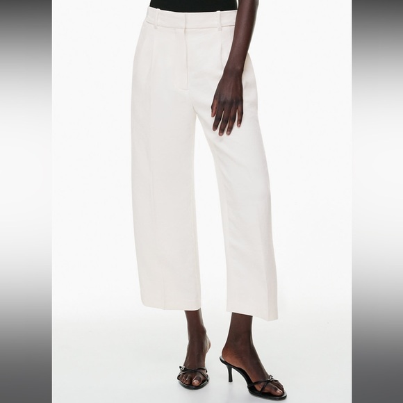 Aritzia effortless cropped pant in crepette - Picture 1 of 6